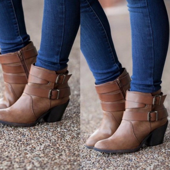 Blowfish Shoes - NIB Blowfish Sworn Whiskey Heeled Boots